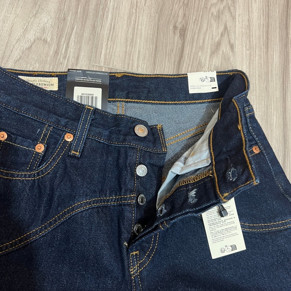 Levis Premium 501 90s Western Yoke Straight Jeans Womens 23x30 Dark Wash - Picture 9 of 15